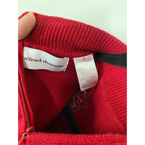 Alfred Dunner Red Embroidered Mock Turtle Neck Long Sleeve Sweater Size Medium - Picture 3 of 8